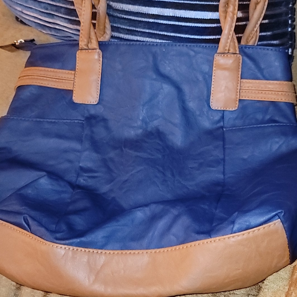 Bag - Picture 3 of 3